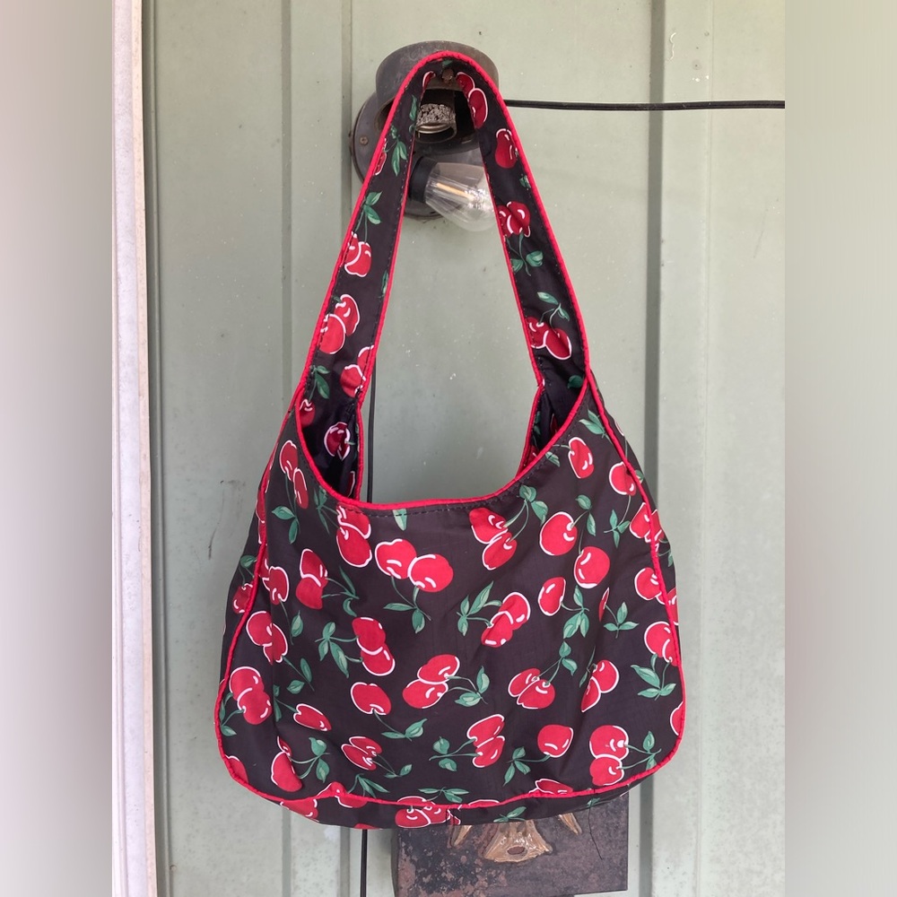 Cherry shoulder bag